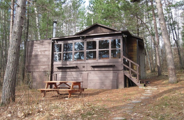 The King's Cottage ~ A Very Quiet Northwoods Retreat/Abuts Bearskin State Trail