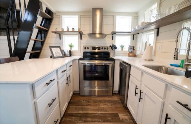 The Ladybird - Luxury Tiny Home in Austin, TX