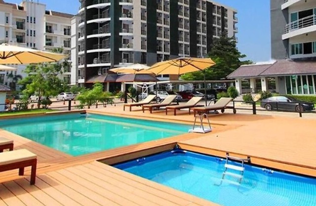 The Leisure Hotel