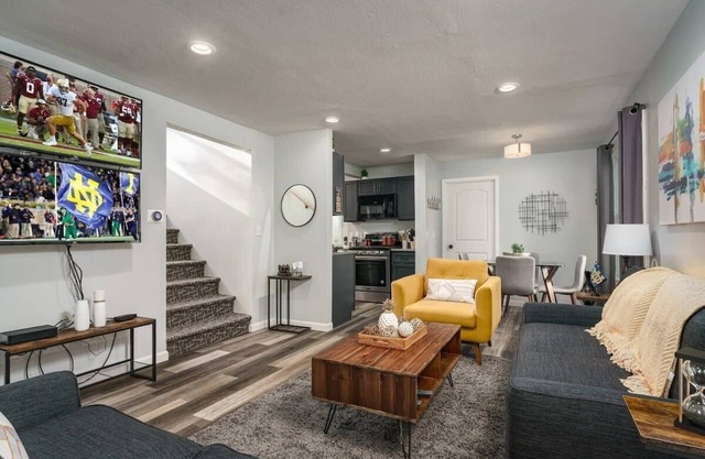 The Lucky Charm | Home of the Fighting Irish! BBQ, Games, 3-Bedrooms