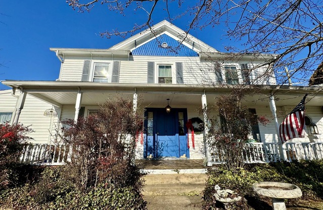 The Magnolia Manor House