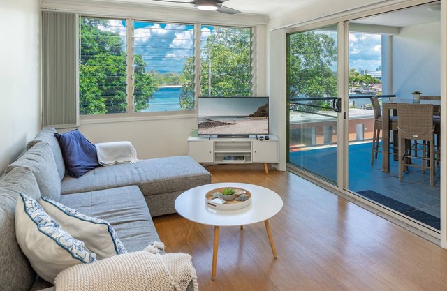 The Marina 308 - central Forster