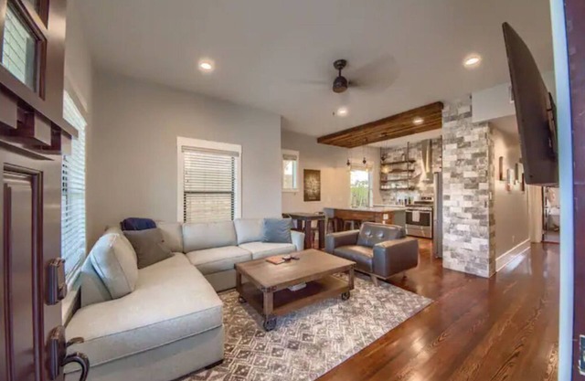 The Monty #4-Luxury, Downtown, near the River Walk