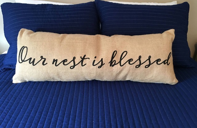 The Nest ~ Quiet location close to shops, dining and Downtown Freeport.