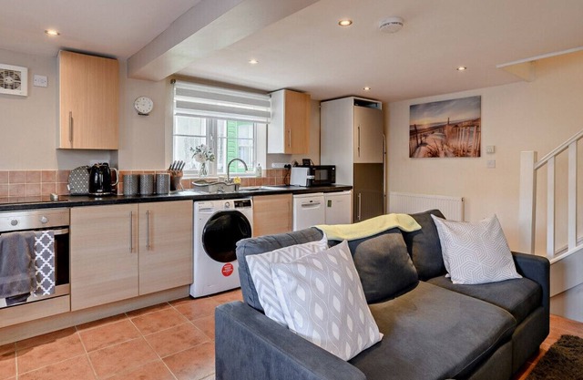 The Old Malt Store - Two Bedroom House, Sleeps 3