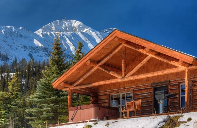 The Outlaw-Cowboy Heaven Cabin, Best Ski-in/out, Firepit, New Bathrooms, Hot Tub