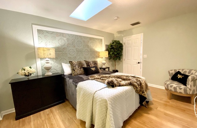 The Paris Loft in the heart of downtown