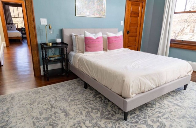 The Parkway Suite - The Historic Winona House