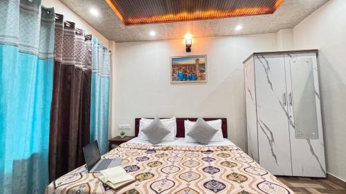 The Peak Explorers Hill Station