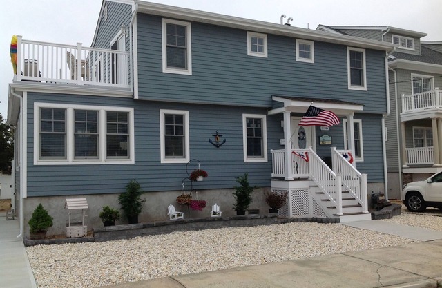 The perfect vacation spot for couples and families! NO groups of young adults.