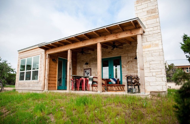 The Polly Ann, aPremium One Bedroom at Hill Country Casitas