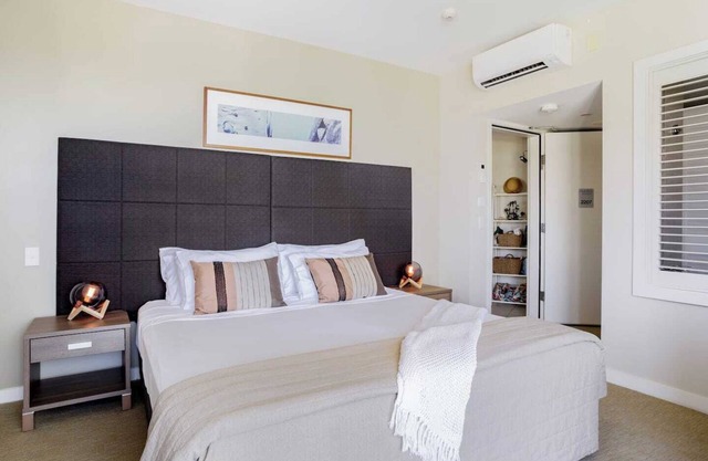 The Pool Resort Kingscliff - Studio Pool View (2207) - Holiday Management Co.