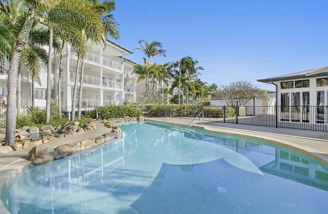 The Pool Resort Kingscliff - 1 BR Spa Suite (7328) - Holiday Management Co.