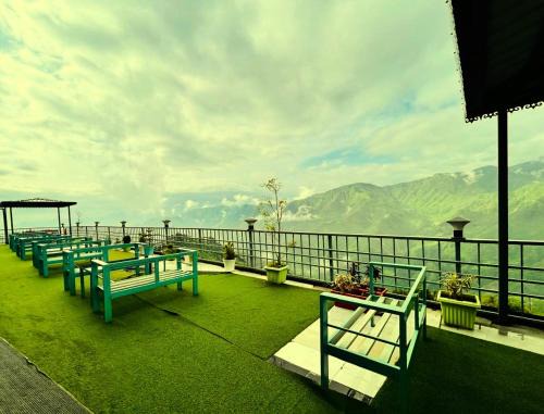 The Queen Hill View Hotel & Resort A Luxury A Property In Mussoorie