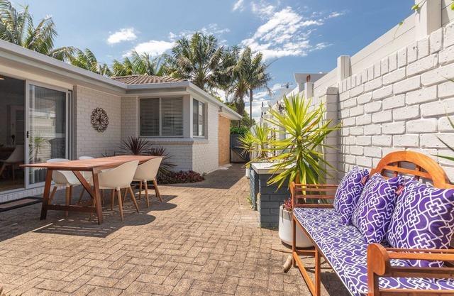 The Reef is a little piece of heaven and the perfect place to enjoy your next beach getaway.