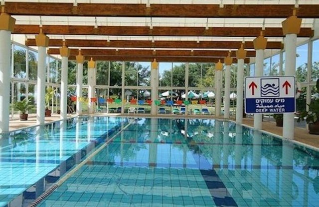 The Resort House - Amazing 3BD Holiday Apartments for Families and Couples.