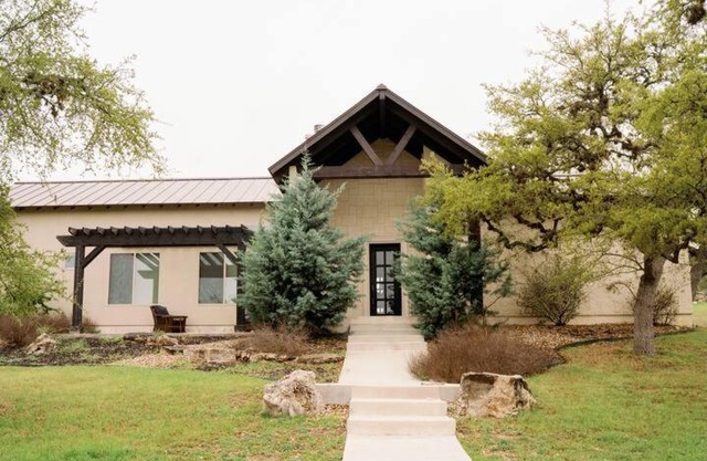 The Retreat at Hidden Falls