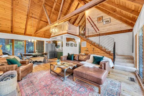 The Rigi Chalet HOA Beach Access Close to town