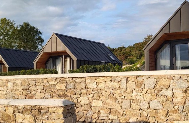 The Rocks - Luxury Glamping Resort