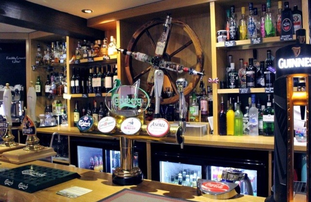 The Rose & Crown Free House