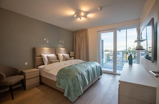 The Sailor, full sea view, use of hotel swimming pool and sauna