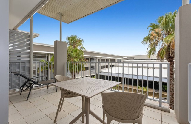 The Sand Resort Kingscliff - One Bed Spa Suite (8304) - Holiday Management Co.