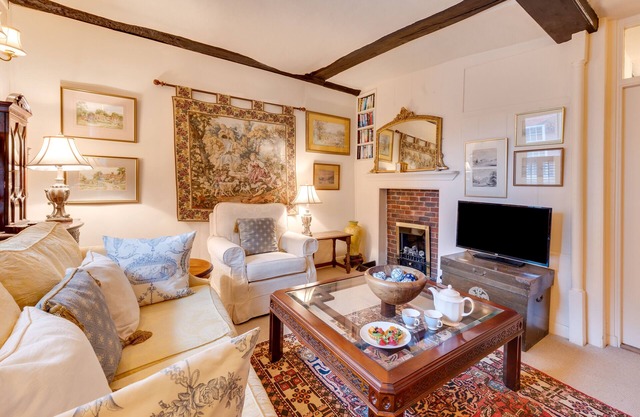 The Short House - One Bedroom House, Sleeps 2