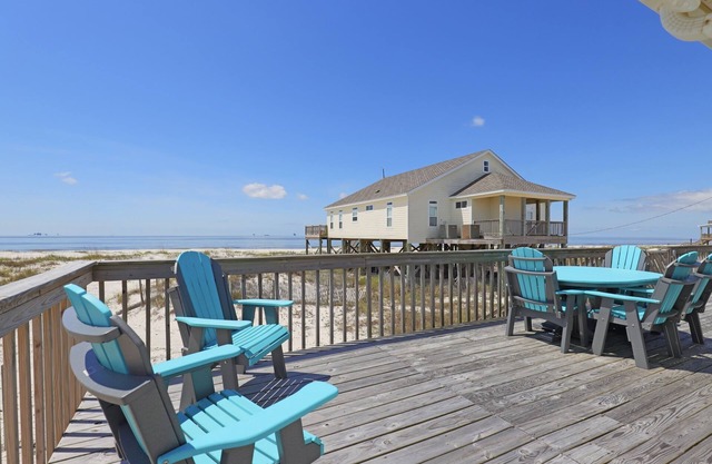 The South 40 | Perfect for small family. Fall break open