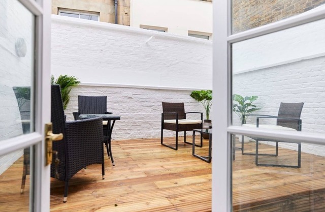 The South Kensington Wonder - Trendy 3bdr House With Garden