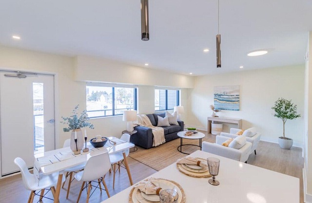 The Surf 203: Luxury Condo on Main St, Near Beach