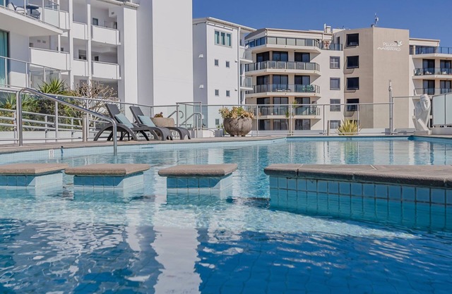 The Top Deck Retreat Ballina