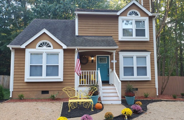 THE TREEHOUSE AT SHORT PUMP! Adults Welcome! Luxury! Outdoor Fun! Fios Wifi/TV!