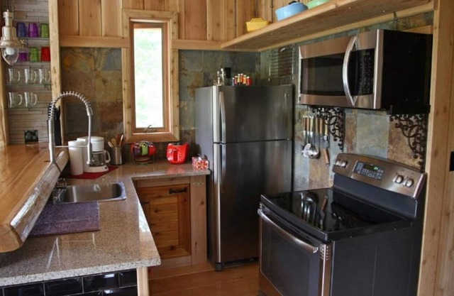 The TTT Cabin - L.D.R.
