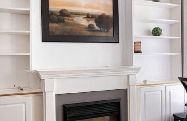 The Victorian | 5BR |Private Yard | BBQ