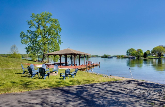 ‘The View’ - Waterfront Lake Anna Home w/Dock!