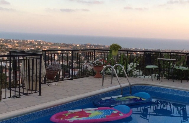 The Villa with a VIEW - Bookings Available !
