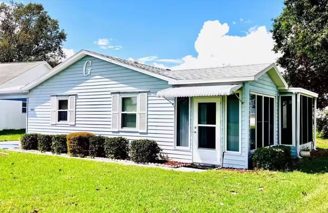 The Villages Beach House - Close to Spanish Springs Square