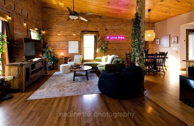 The Warwick Penthouse - Right on Main Street