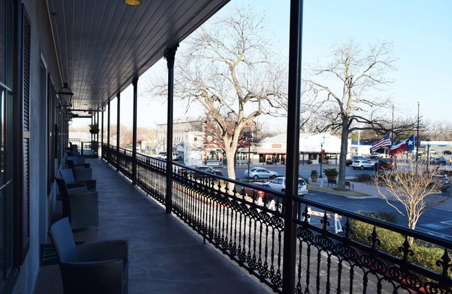 The William Boerne Hotel