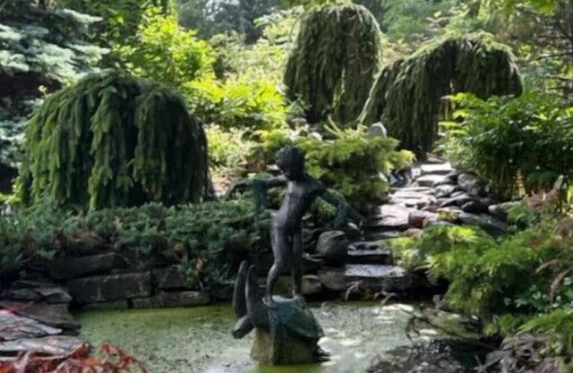 The Wind in the Willows - Luxury Lakefront Spa For Twon