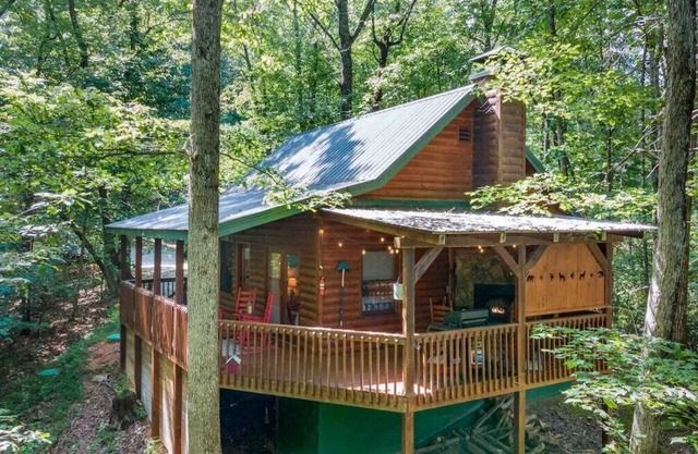 The Woods At Whitetail Ridge- 2 fireplaces-