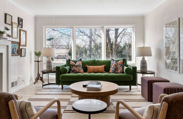 The Woodson - Elite Overland Park Home + Game Room