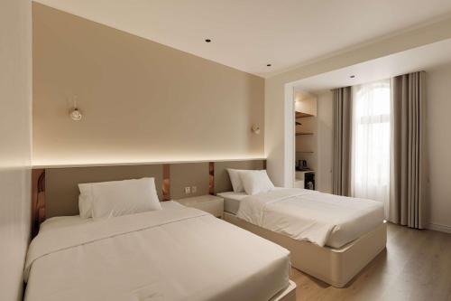 The World Hotel