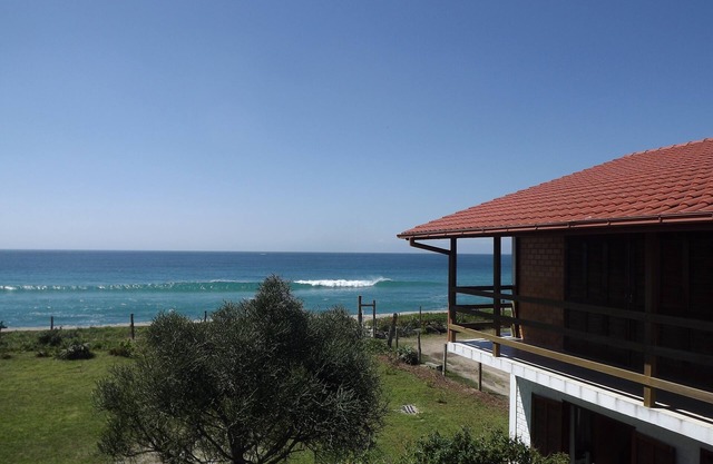 Thinking about staying by the sea? Full Moon Address.