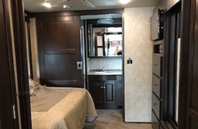 This is Living! 37" Winnebago Adventurer Class A