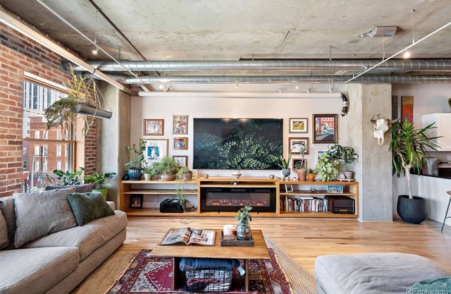 this modern and sophisticated loft has spectacular city views