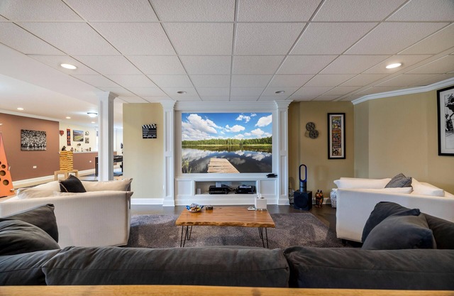 This other is a 1 bedroom(s), 1.5 bathrooms, located in Spring Grove, IL.