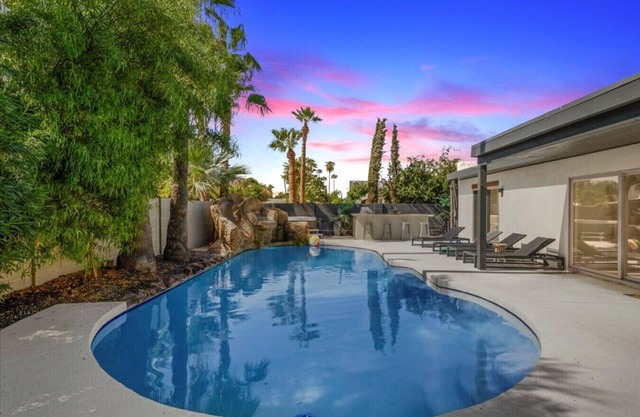 Thunderbird Oasis-New Remodel!