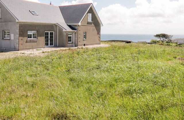 TÍ TOM NÁRTA, family friendly in Lettermore, County Galway