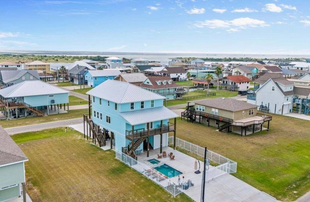 TIDE RUNNER RETREAT Pool/HotTub POC